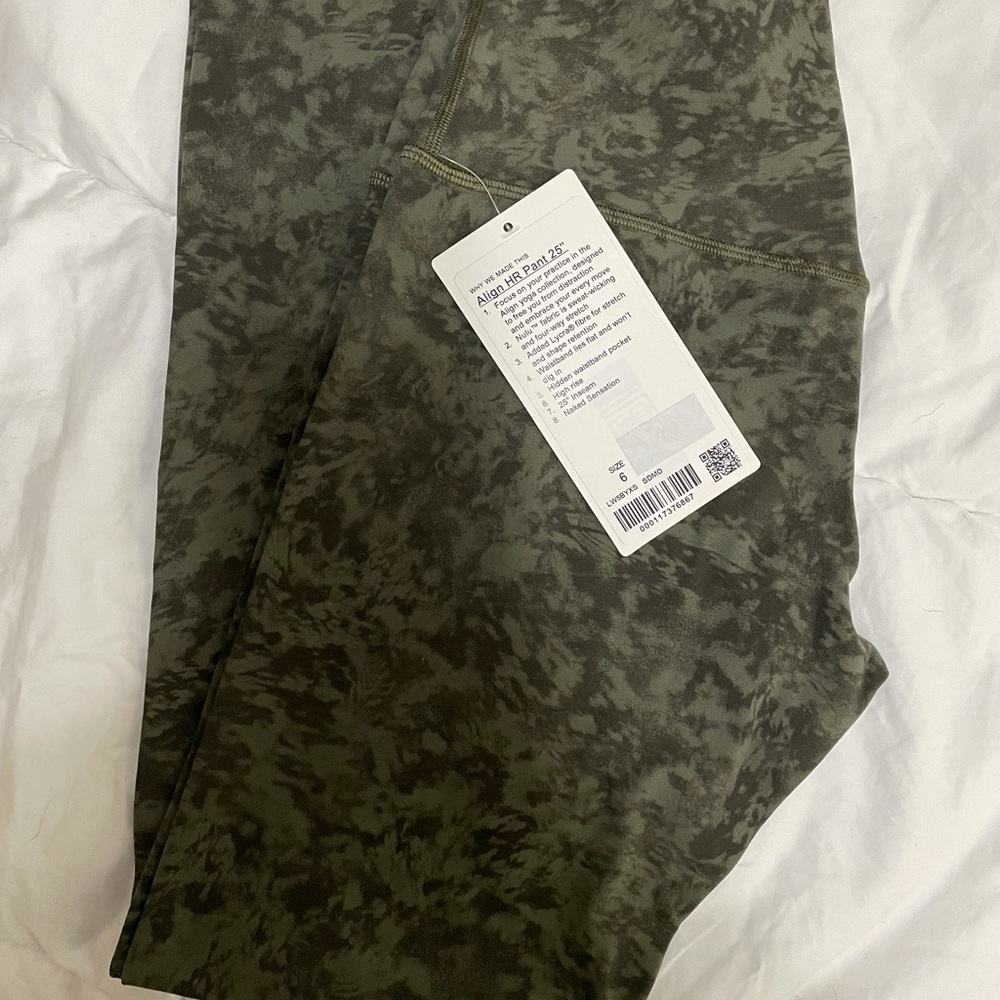 Align 25” in Summer Shade Dark Olive (6) NWT